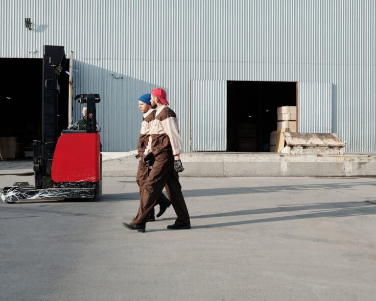 Read more about the article Forklift Kazalarının En Yaygın Nedenleri Nelerdir?